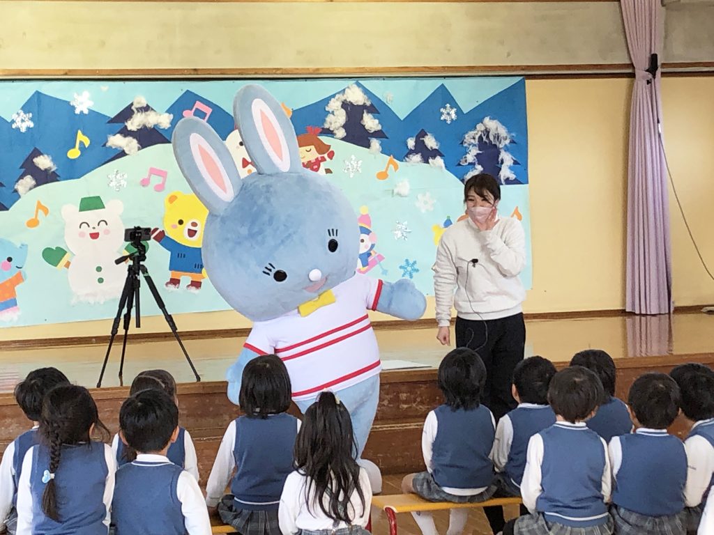 横浜マドカ幼稚園へメッセージです!