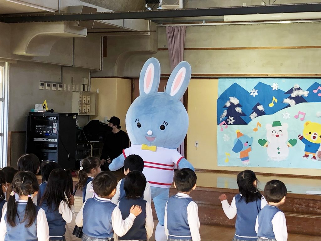 横浜マドカ幼稚園へメッセージです!